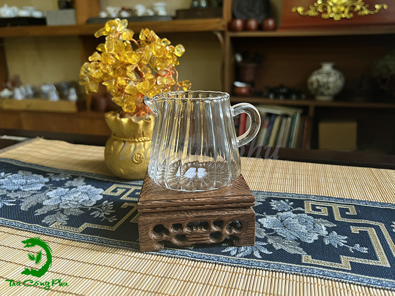 Tống Chuyên Trà Thủy Tinh - PL59